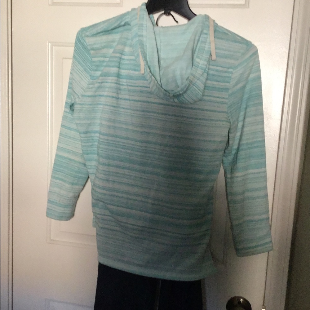 Green sweatshirt